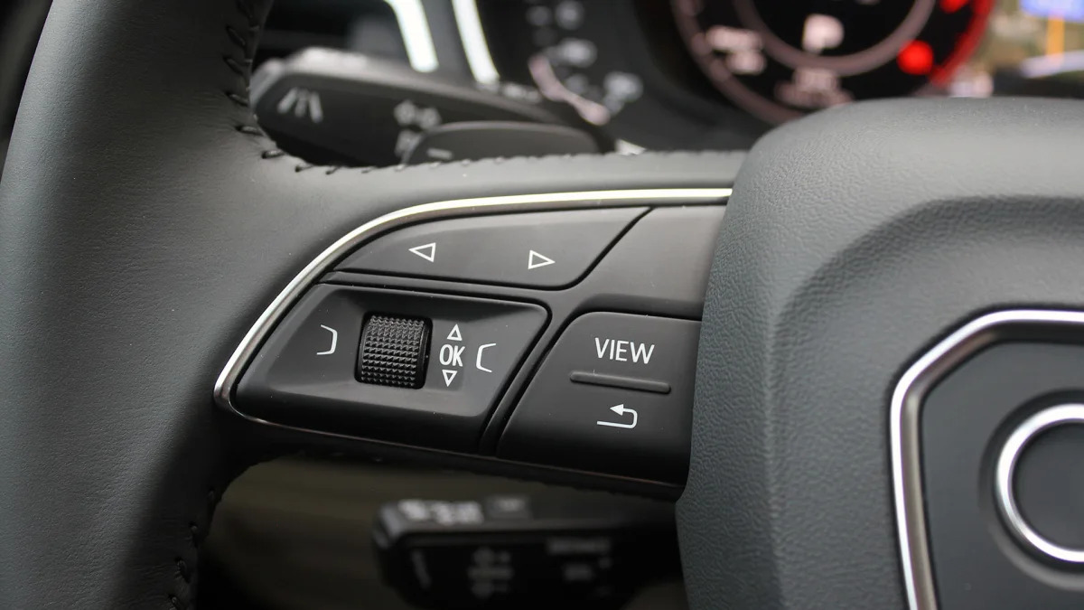 2017 Audi A4 steering wheel controls