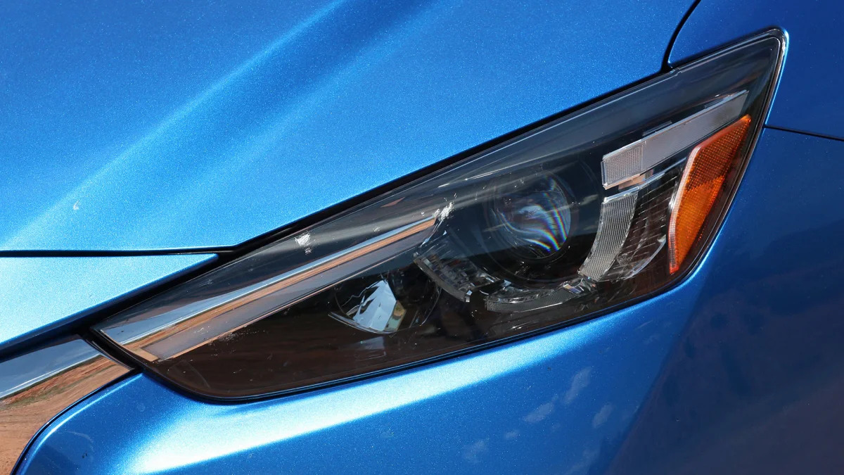 2016 Mazda CX-3 headlight