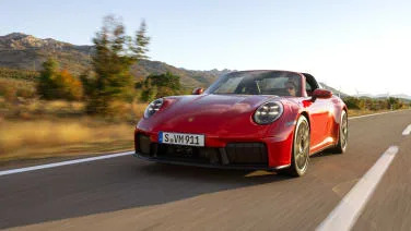 2025 Porsche 911 Sneak Preview: New 992.2 dawns with T-Hybrid, crazy aero for GTS