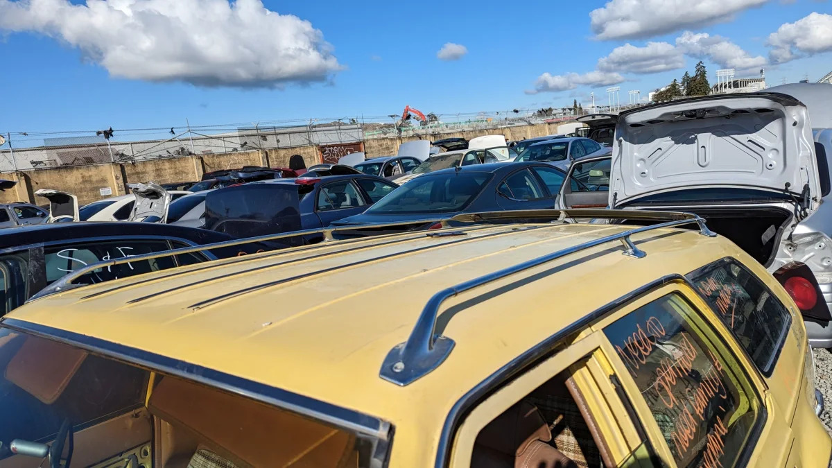 33 - 1977 AMC Hornet wagon in California junkyard - photo by Murilee Martin