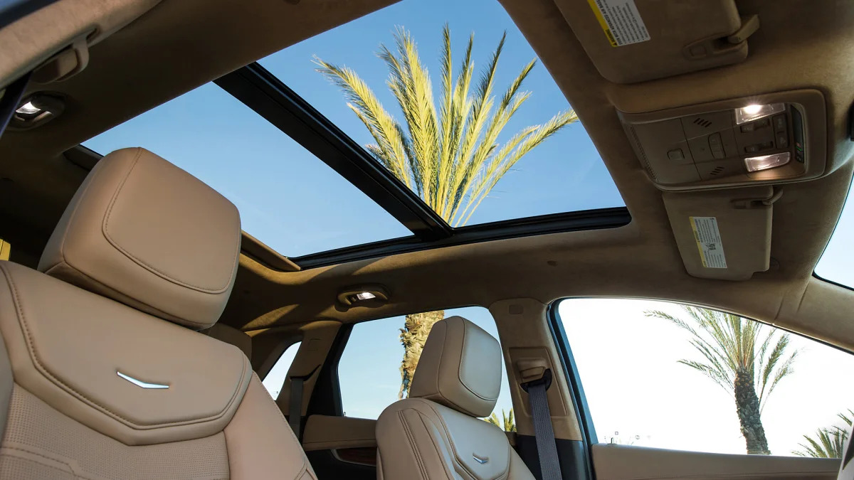 2017 Cadillac XT5 sun roof