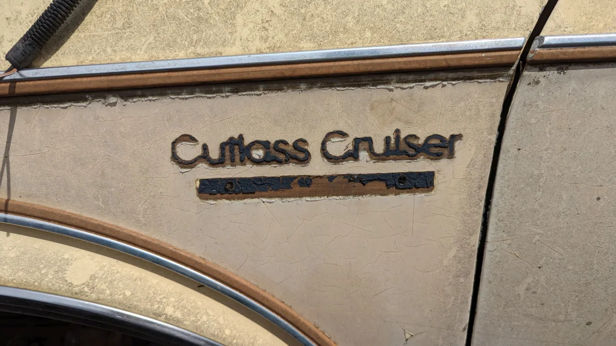 02 - 1986 Oldsmobile Cutlass Cruiser in Oklahoma junkyard - photo by Murilee Martin