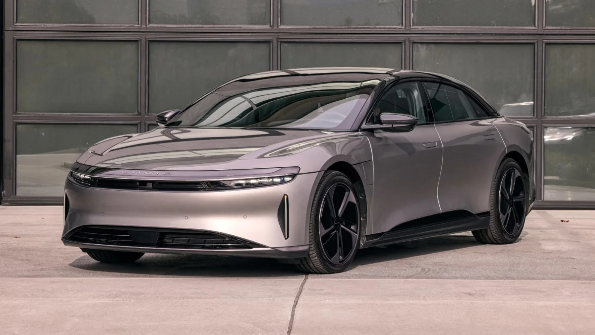 2024 Lucid Air Touring with Stealth Appearance package