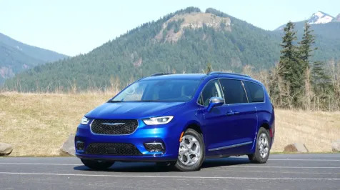 <h6><u>2023 Chrysler Pacifica Review: Hybrid is still the one to get, but it's pricey</u></h6>