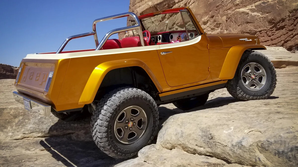 Jeepster Beach side axle articulation ML