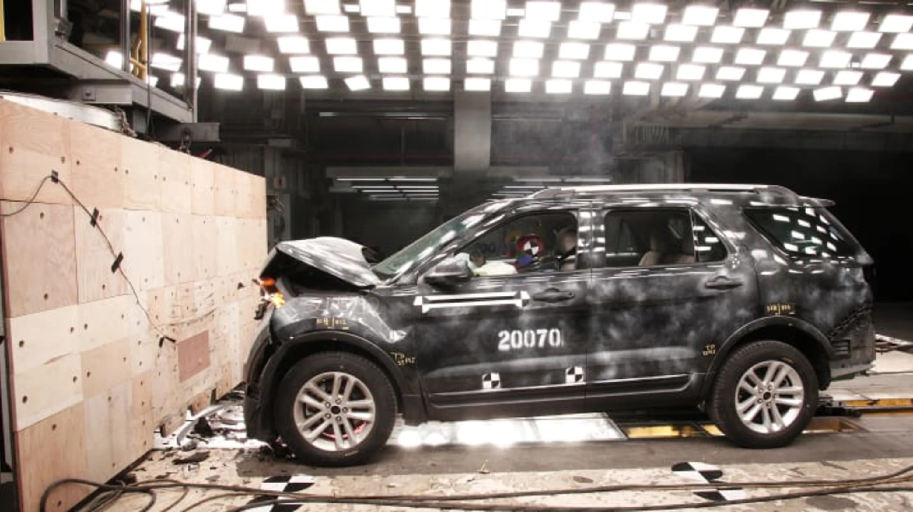 Ford Demonstrates Its Latest Crash Test Technology
