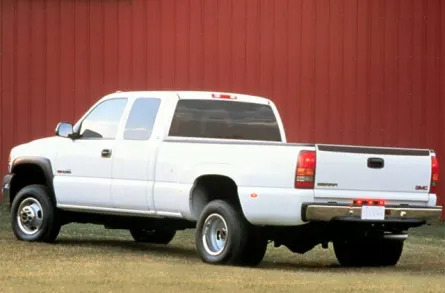2001 GMC Sierra 3500 SL 4x2 Extended Cab 8 ft. box 157.5 in. WB