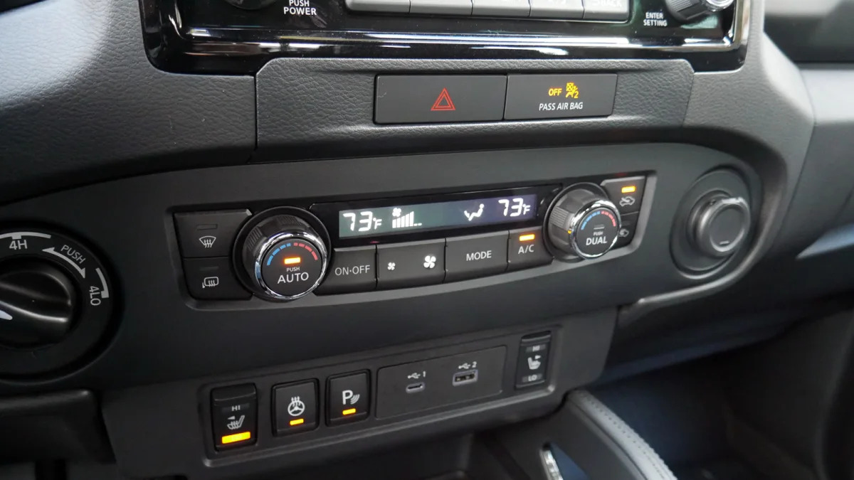 2022 Nissan Frontier climate controls