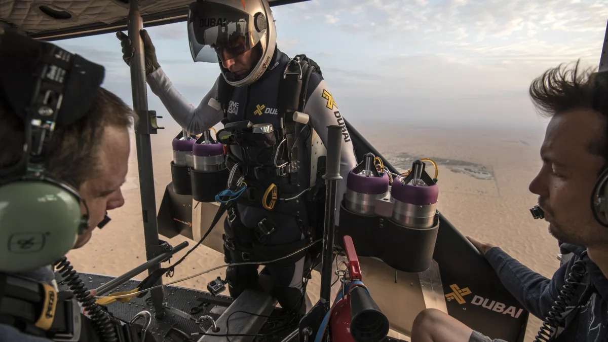 Yves Jetman Rossi helicopter desert