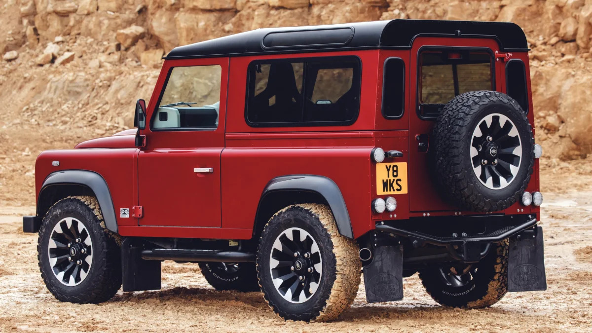 Land Rover Defender 90 70th Edition