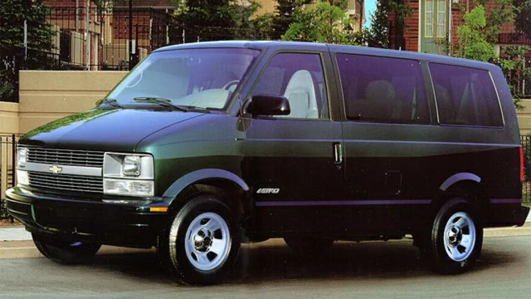 1999 Chevrolet Astro Base Rear-wheel Drive Passenger Van