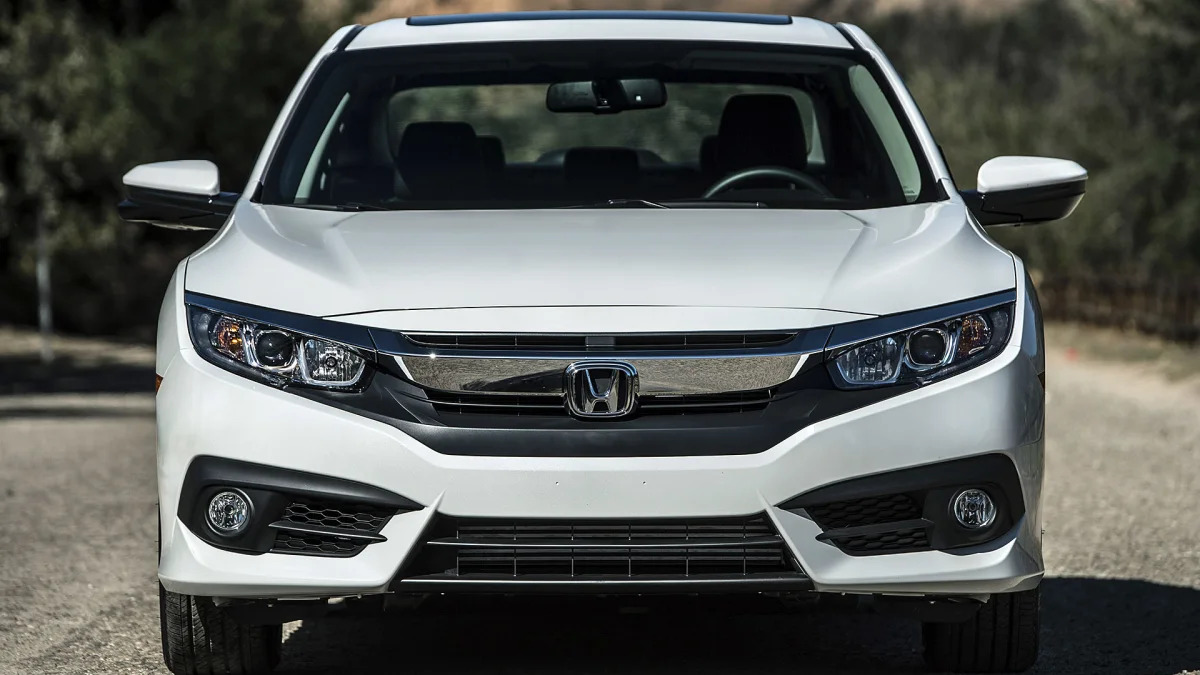 2016 Honda Civic front view