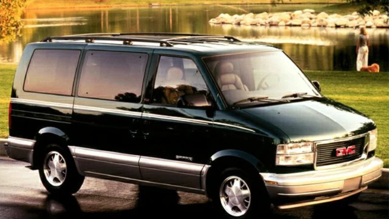 2000 GMC Safari SL Rear-Wheel Drive Passenger Van