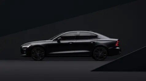 <h6><u>2022 Volvo S60 Black Edition</u></h6>