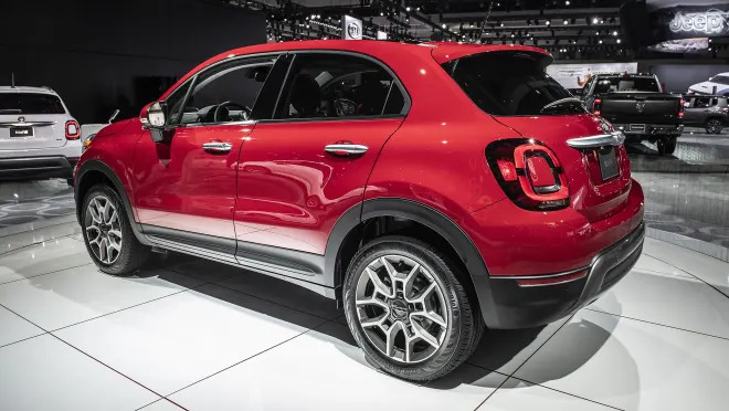 Fiat lance en série un SUV 500X découvrable - Challenges