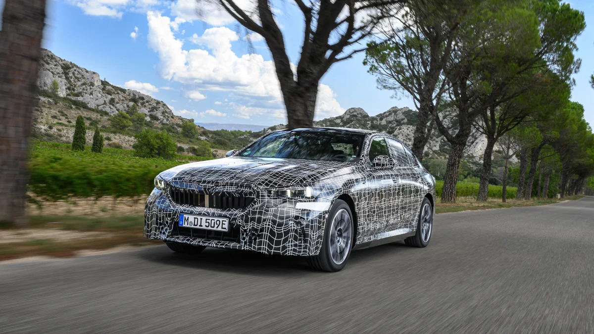BMW i5, camouflaged prototype