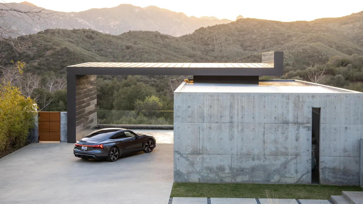 2022 Audi RS ETron GT fancy Malibu concrete cube house