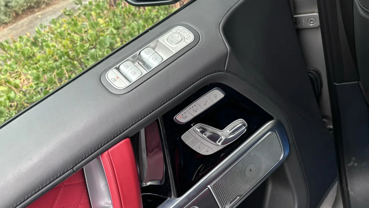 Mercedes G 550 Professional Edition door controls