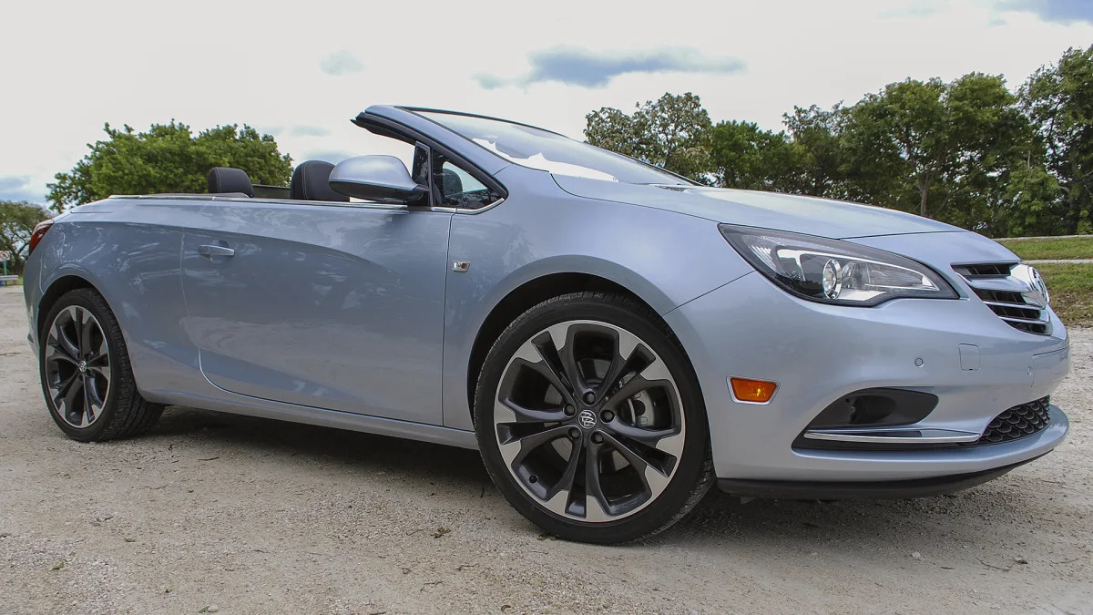 2016 Buick Cascada front 3/4 view