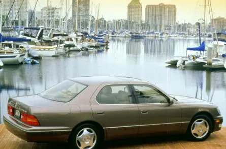 1999 Lexus LS 400 Base 4dr Sedan