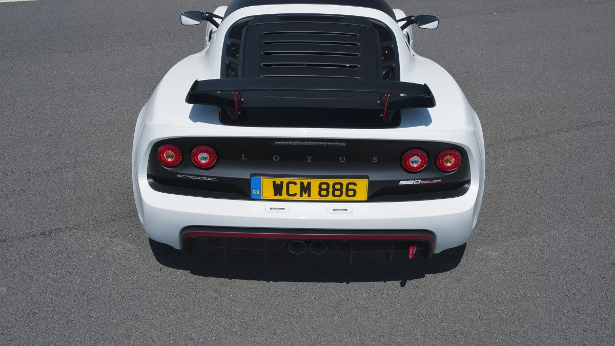 white lotus exige 360 cup louvered rear