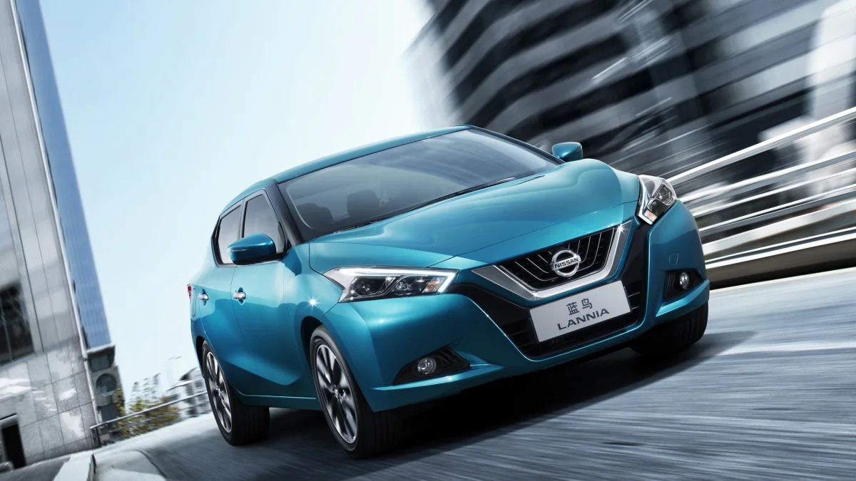 Nissan Lannia in blue in China