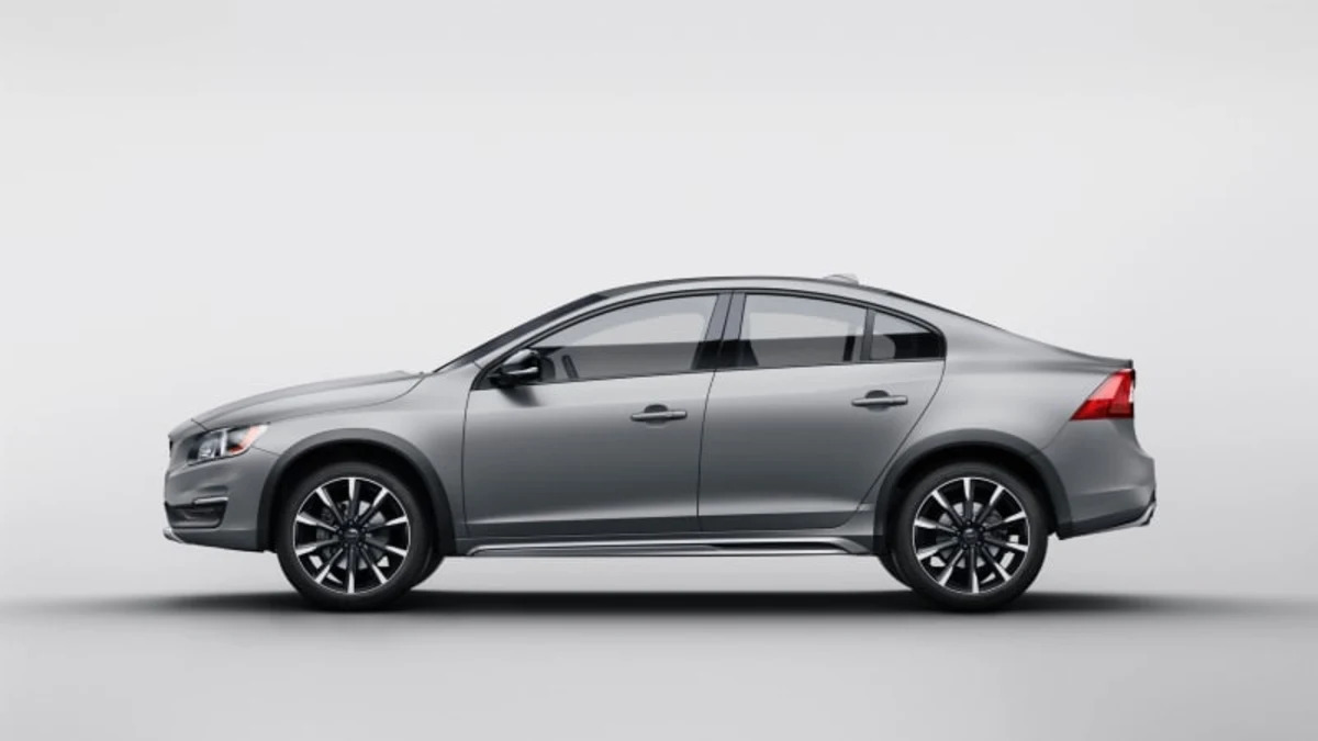 Volvo to sell S60 Cross Country in America in limited numbers