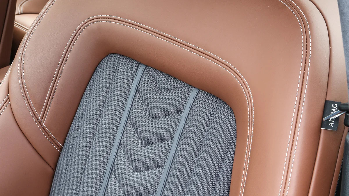 2017 Maserati Quattroporte seat detail