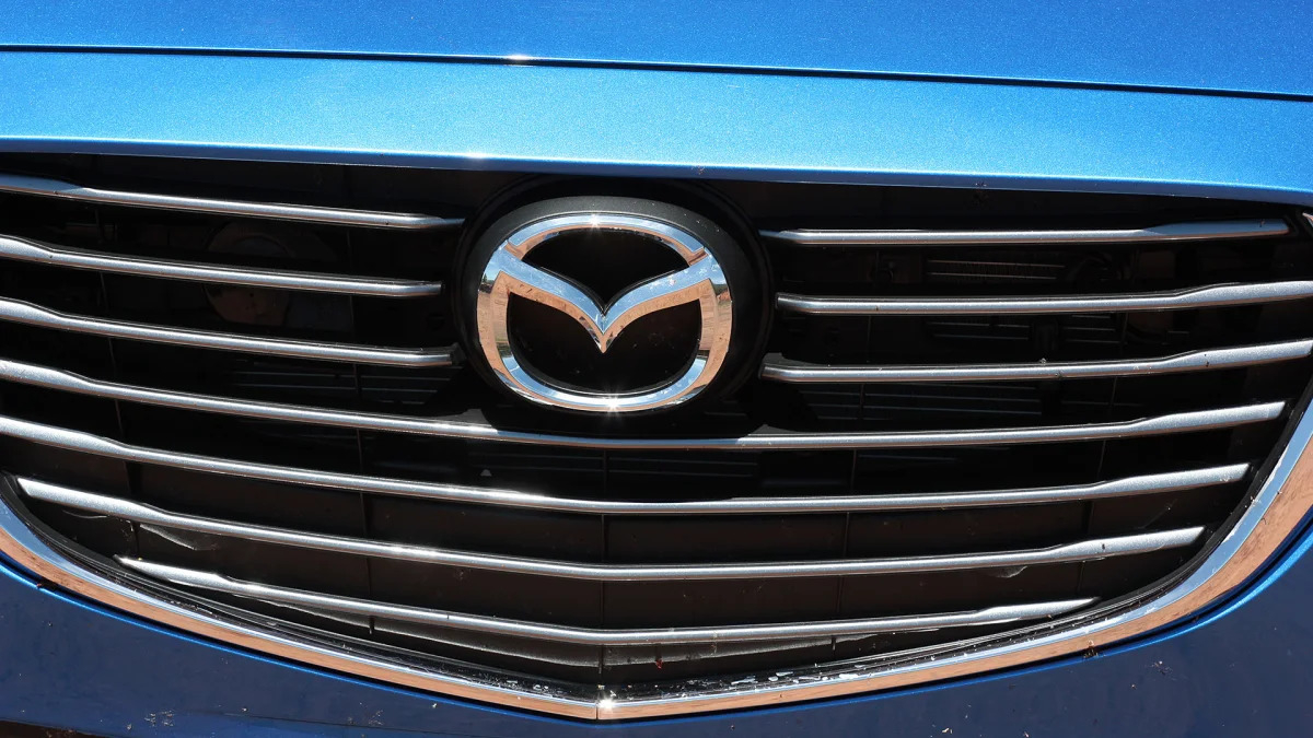2016 Mazda CX-3 grille