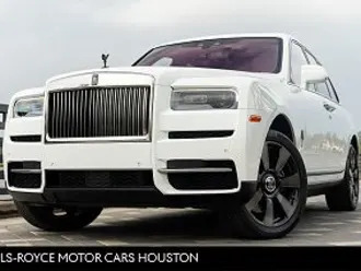 2020 Rolls-Royce Cullinan Review, Pricing, and Specs