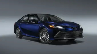 2021 Toyota Camry and Camry Hybrid