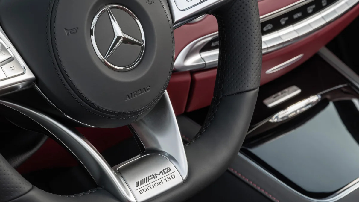 Mercedes-AMG S63 4Matic Cabriolet Edition 130 steering wheel detail