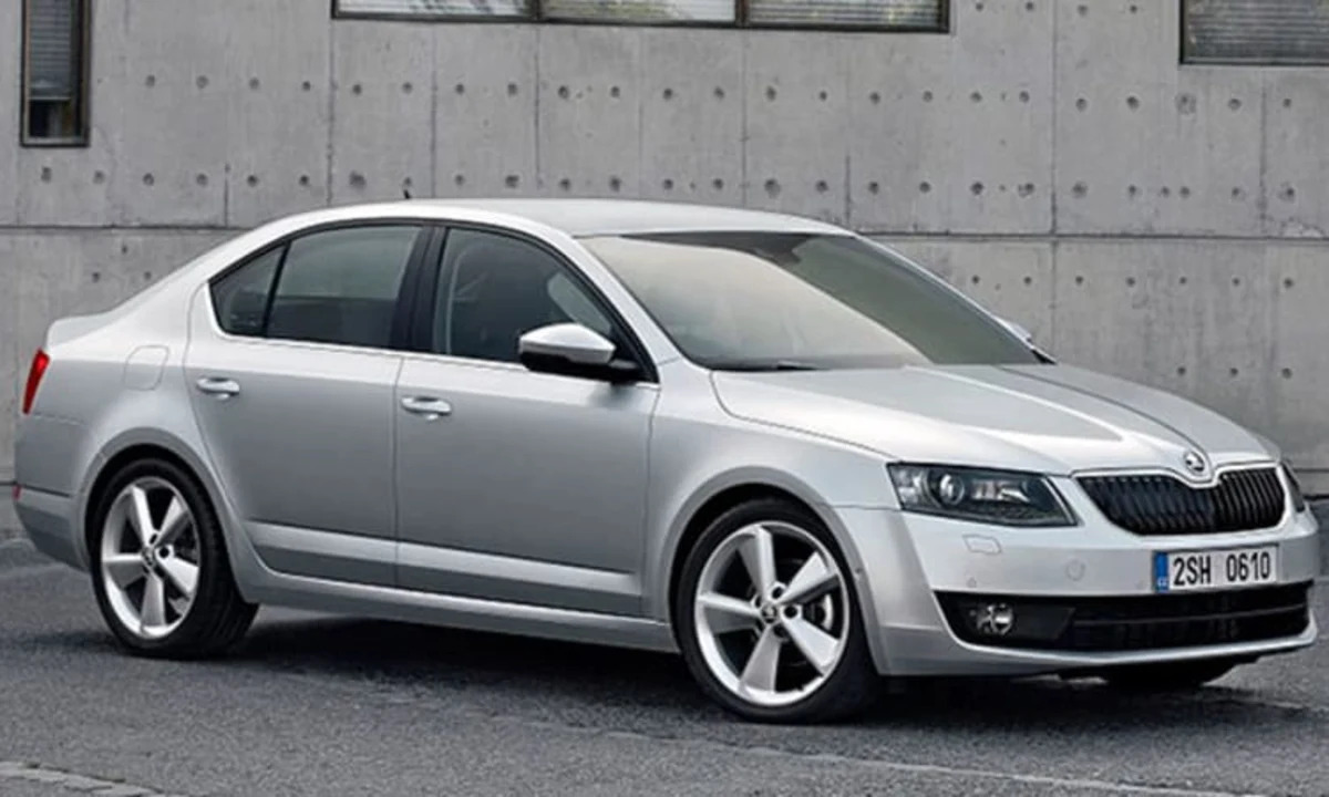 New Skoda Octavia, cast in the same mold, arrives full of new features -  Autoblog