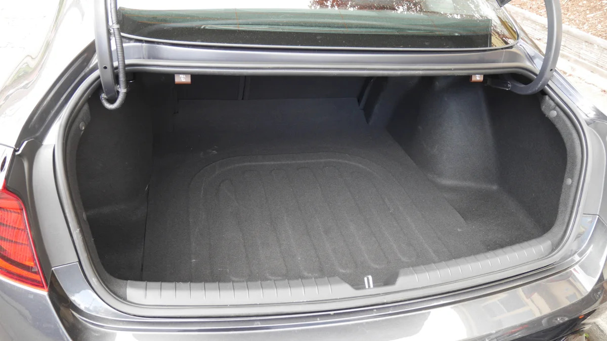2020 Hyundai Sonata trunk