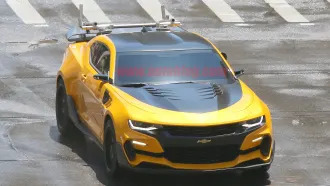 Camaro and Mustang Transformers spied without disguise - Autoblog