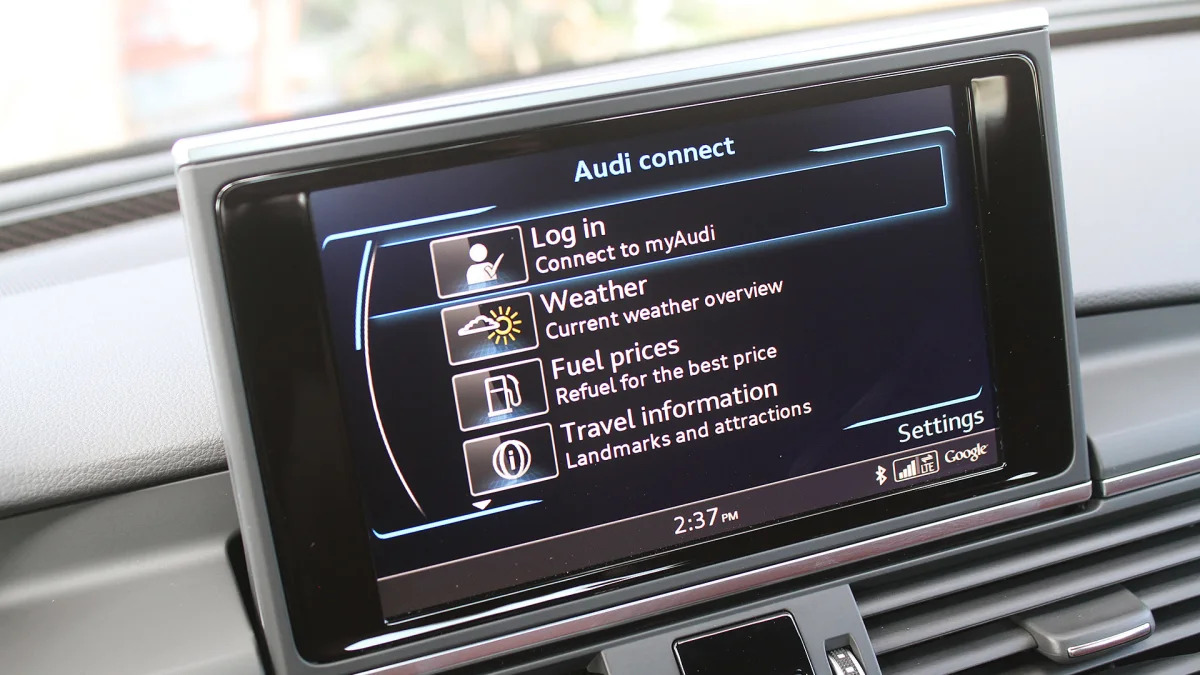 2016 Audi S7 infotainment system