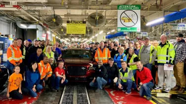 Final Chrysler 300C comes off the Brampton assembly line