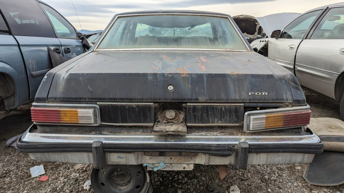 48 - 1980 Ford Granada in Colorado junkyard - photo by Murilee Martin