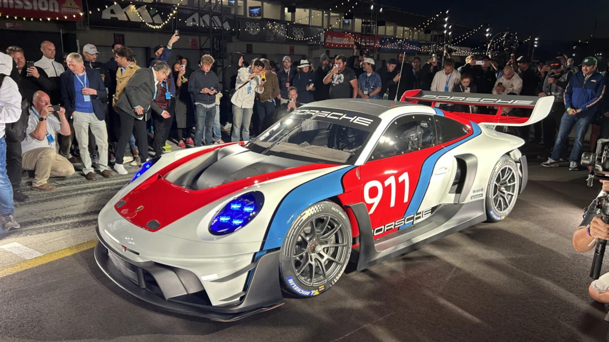 Porsche 911 GT3 R rennsport revealed as a regulation-free limited edition track car