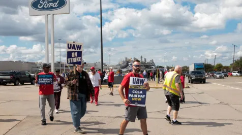 <h6><u>Ford temporarily lays off 330 workers, blames the UAW strike</u></h6>