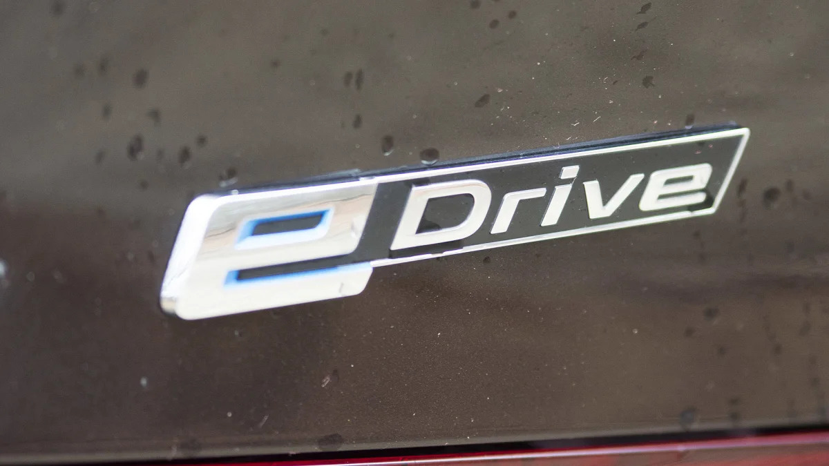2016 BMW X5 xDrive40e badge
