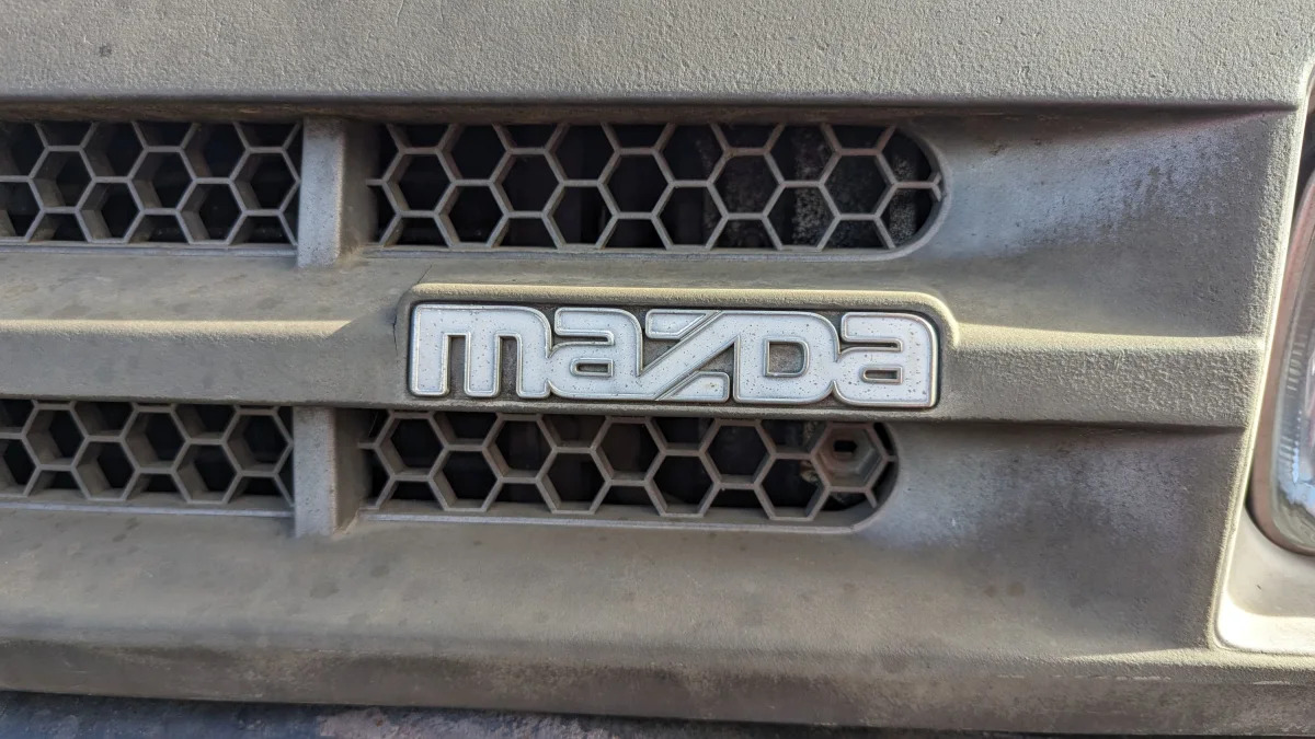 51 - 1987 Mazda B2000 truck in Colorado junkyard - photo by Murilee Martin