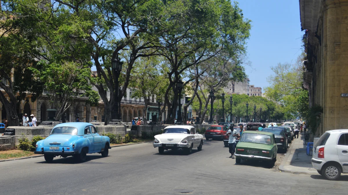 traffic downtown classic cars havana cuba