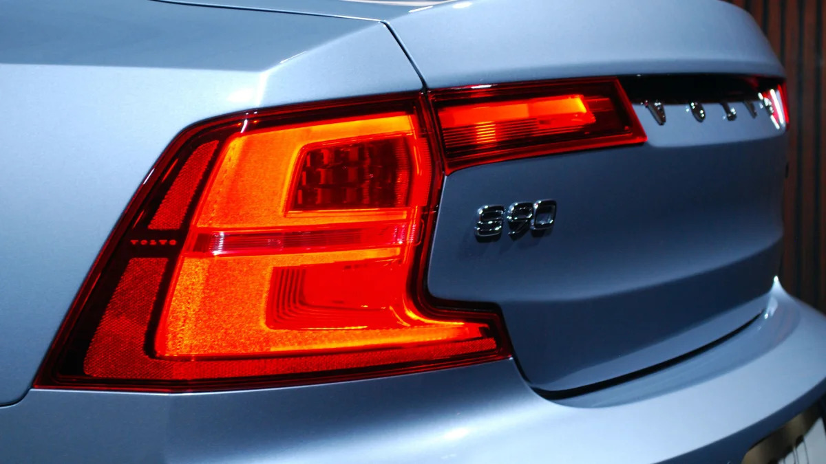 2017 Volvo S90 tail