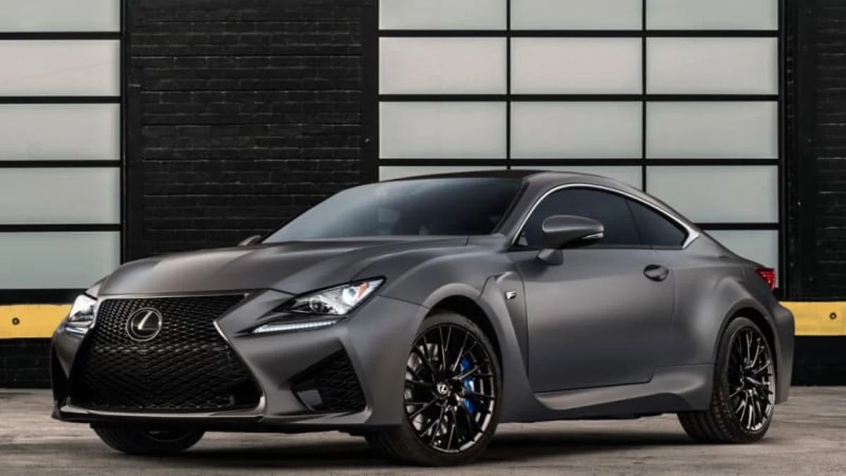 Lexus RC F and GS F 10th Anniversary Editions are all black and blue