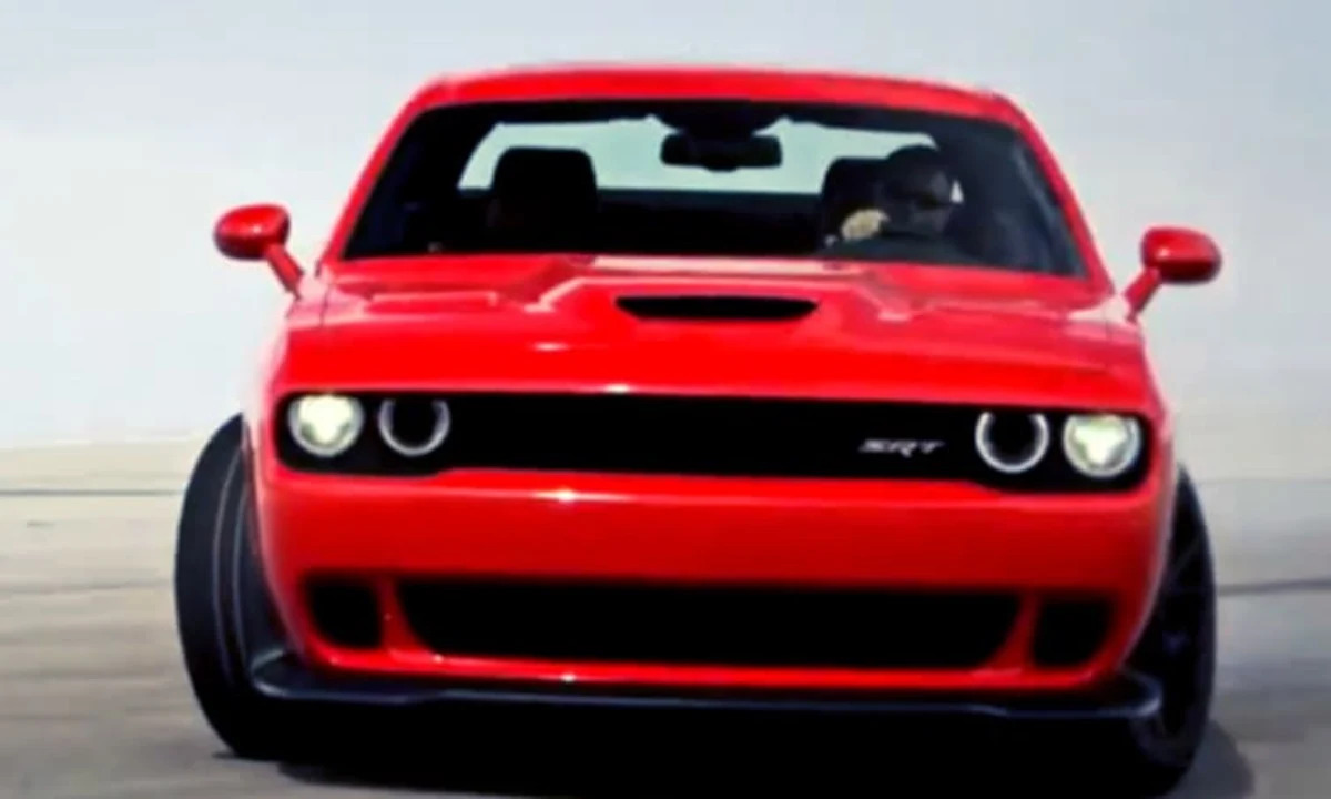 2015 Dodge Challenger SRT Hellcat Review Editor's Review, Car News