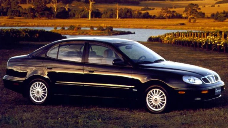 1999 Daewoo Leganza SE 4dr Sedan