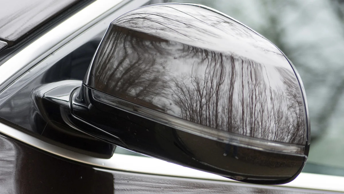 2016 BMW X5 xDrive40e side mirror