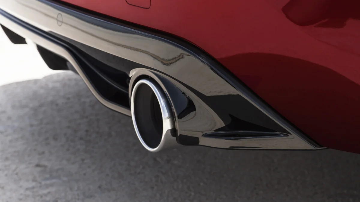 Peugeot 308 GTi exhaust pipe