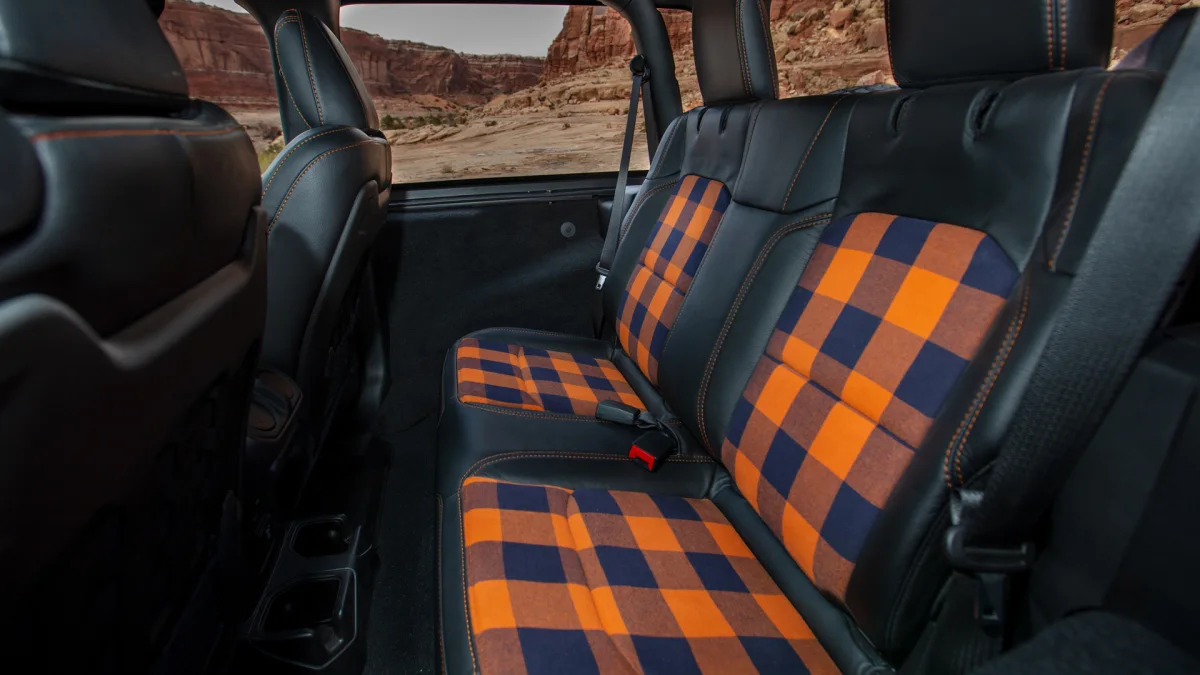 Jeep Orange Peelz rear interior